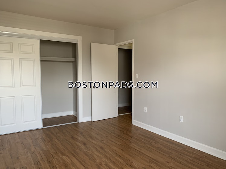 Bronsdon St., Boston