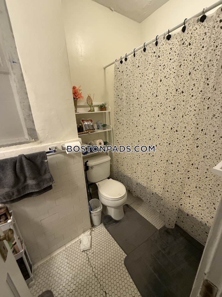 Washington St., Malden