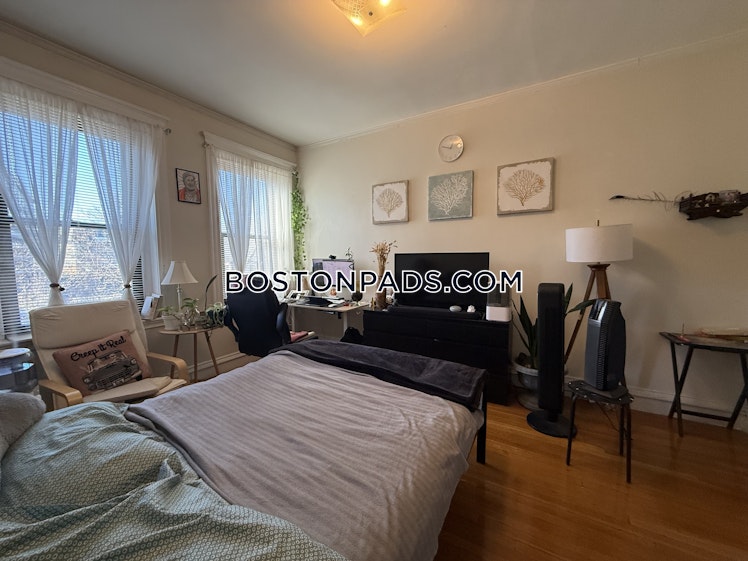 Washington St., Malden