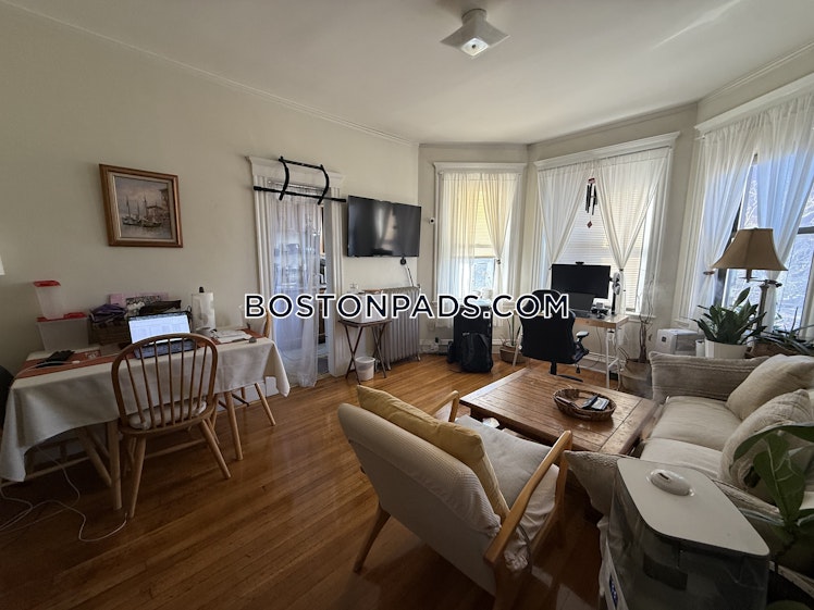 Washington St., Malden