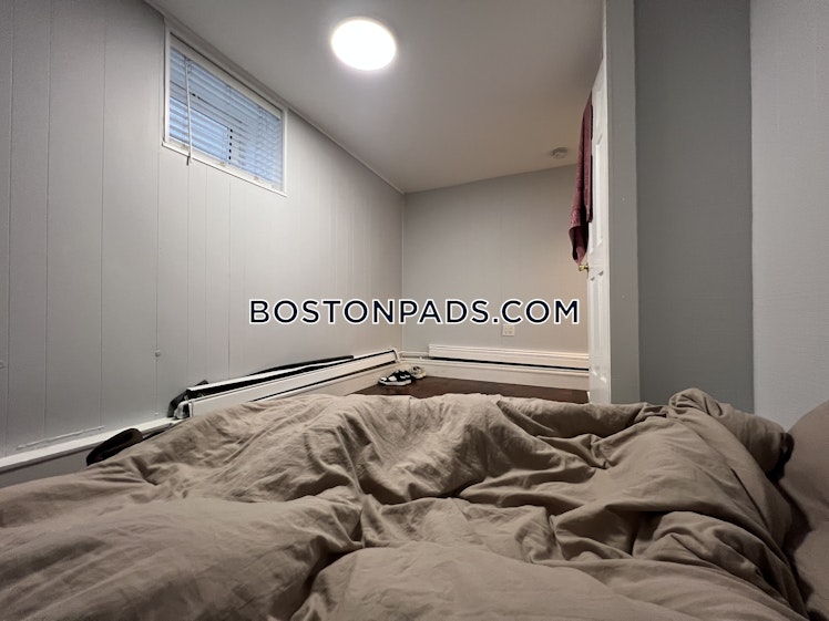 Farrington Ave., Boston