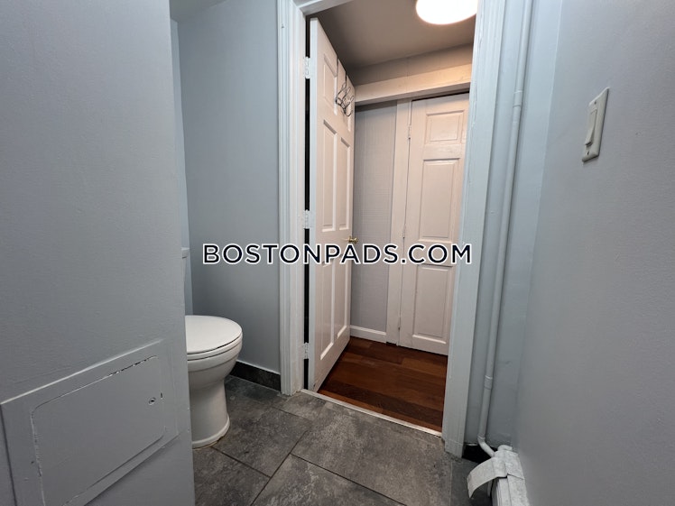 Farrington Ave., Boston