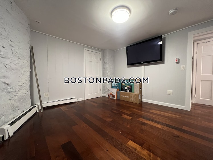 Farrington Ave., Boston