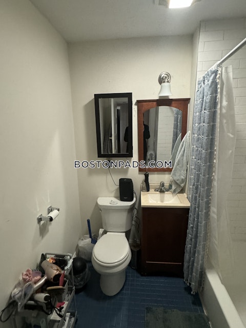 Hillside St. Boston photo 20