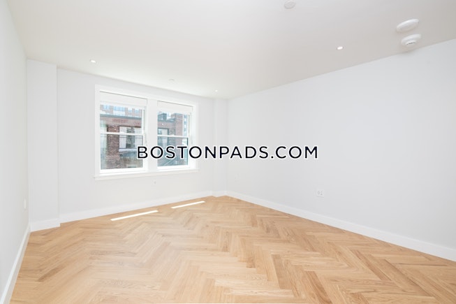 Boston - $3,100+ /mo