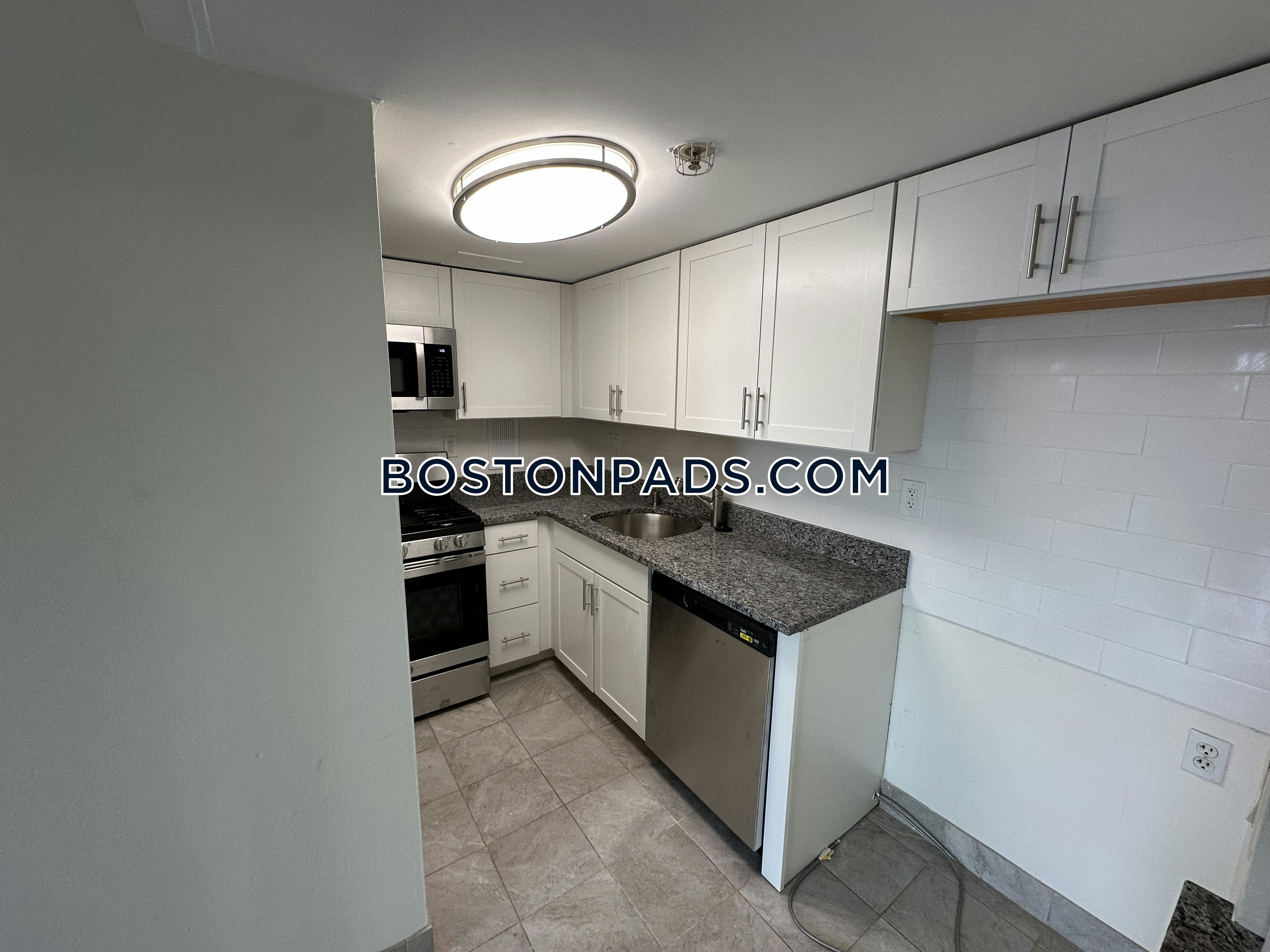 Boston University, Brookline, MA - 2 Beds, 1.5 Baths - $3,900 - ID#8008332