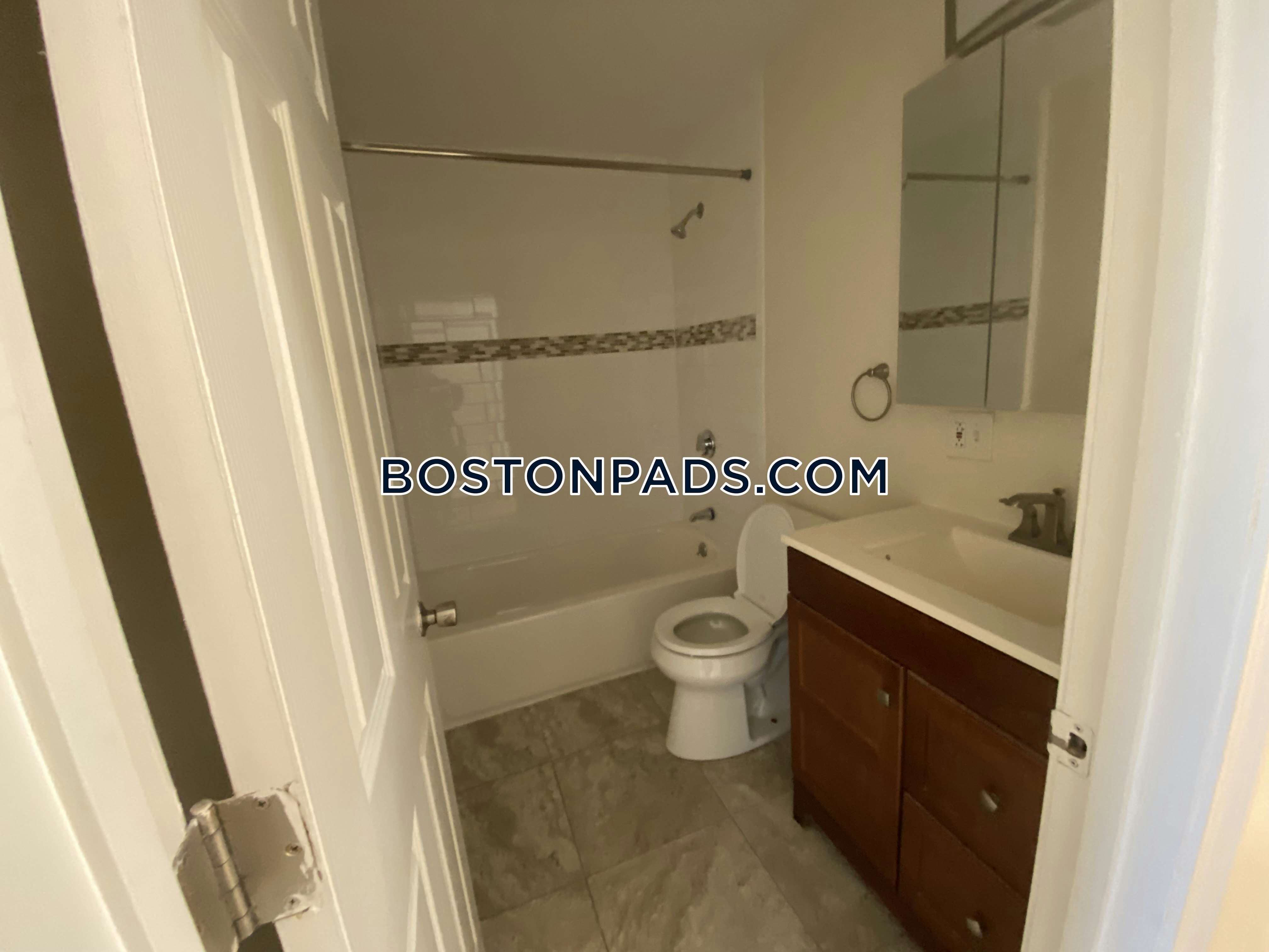 Boston - 7 Beds, 4 Baths