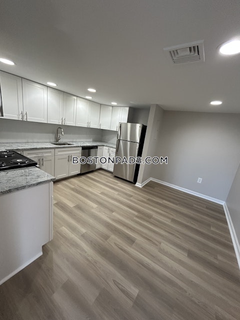 Vanage Ter. Swampscott photo 17