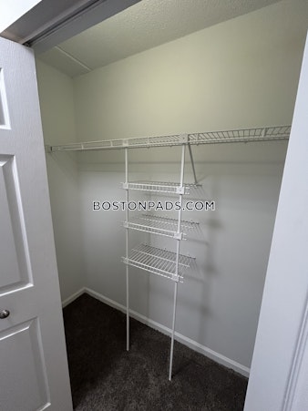 Vanage Ter. Swampscott