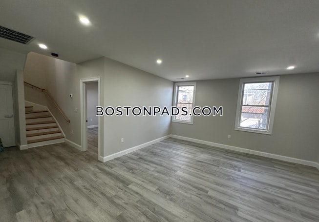 Boston - $3,950+ /mo