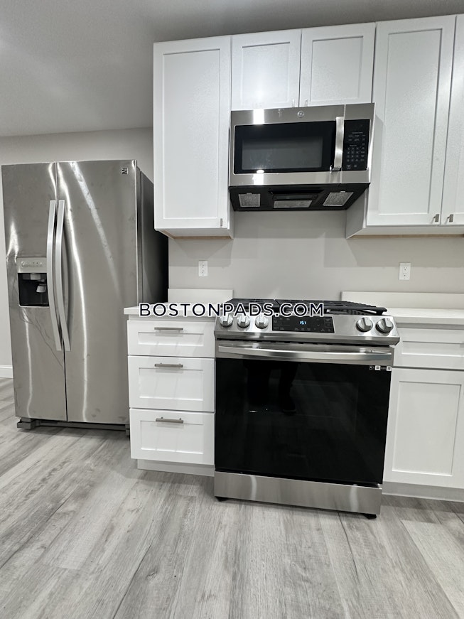 Boston - $3,950+ /mo