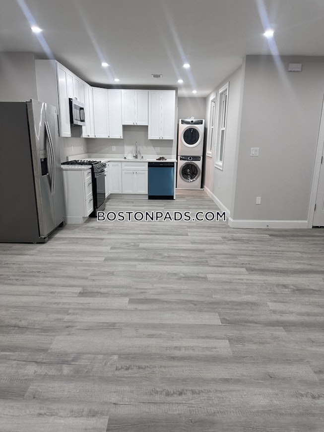 Boston - $3,950+ /mo