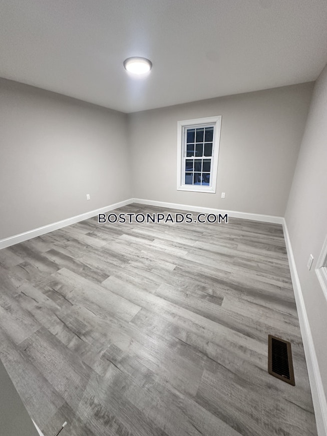 Boston - $3,950+ /mo