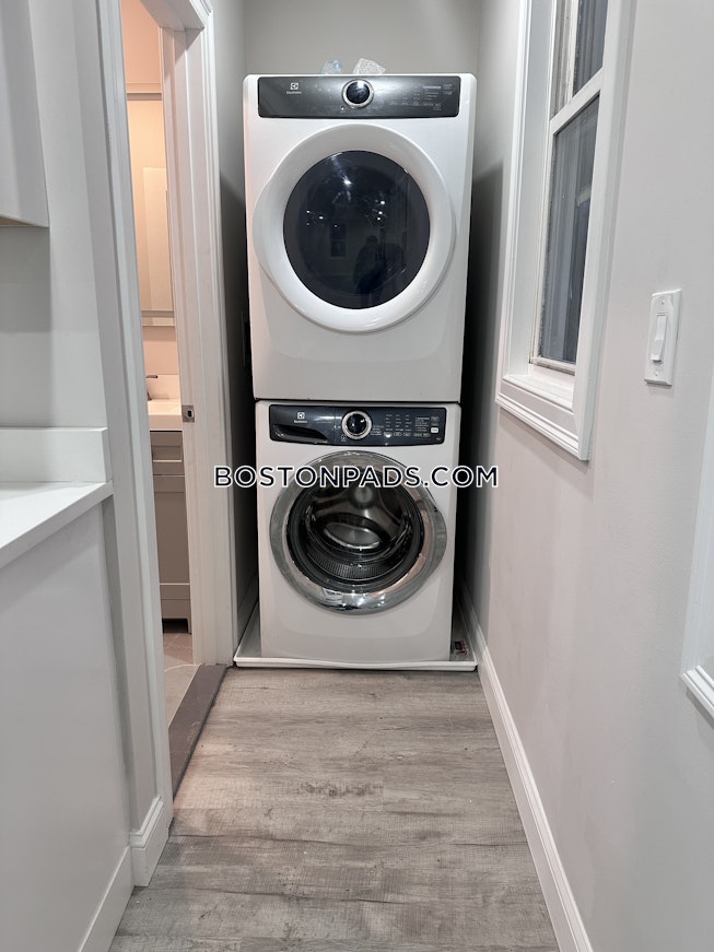 Boston - $3,950+ /mo