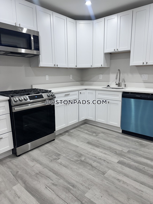 Boston - $3,950+ /mo