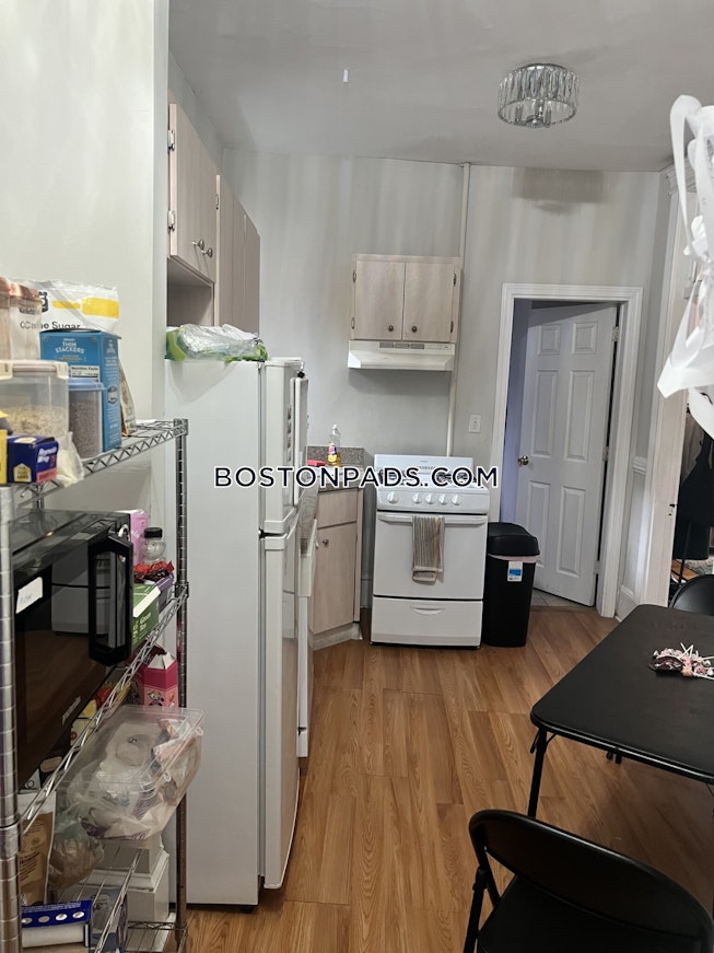 Boston - $4,100+ /mo