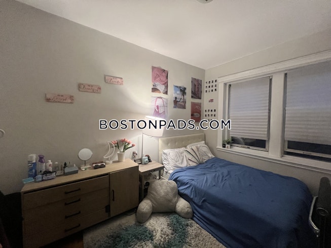 Boston - $4,100+ /mo