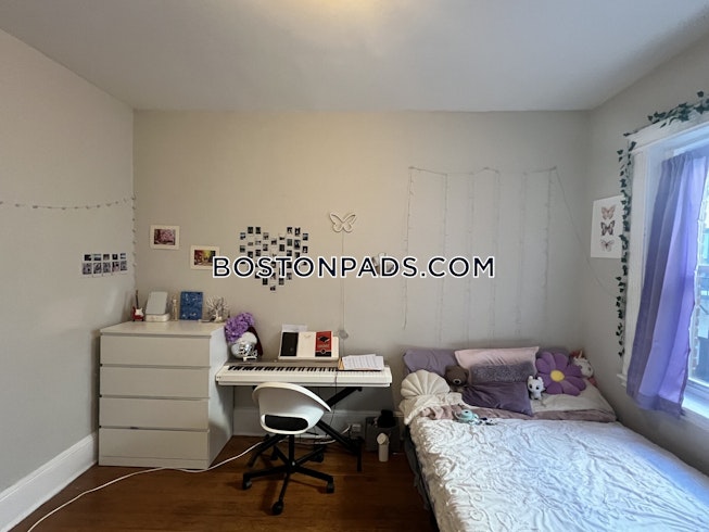 Boston - $4,100+ /mo