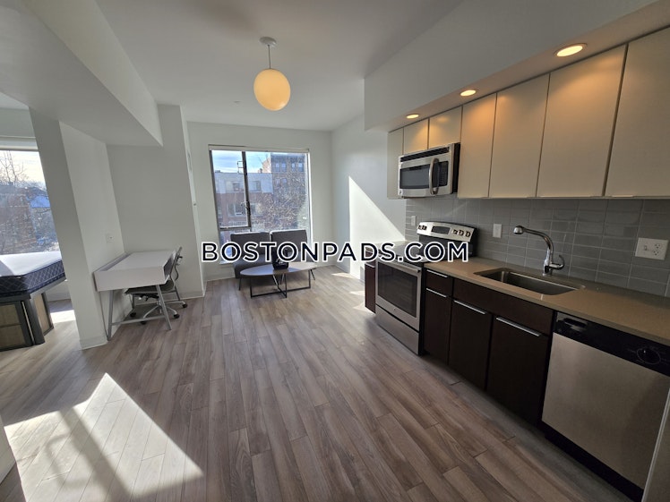 Commonwealth Ave., Boston