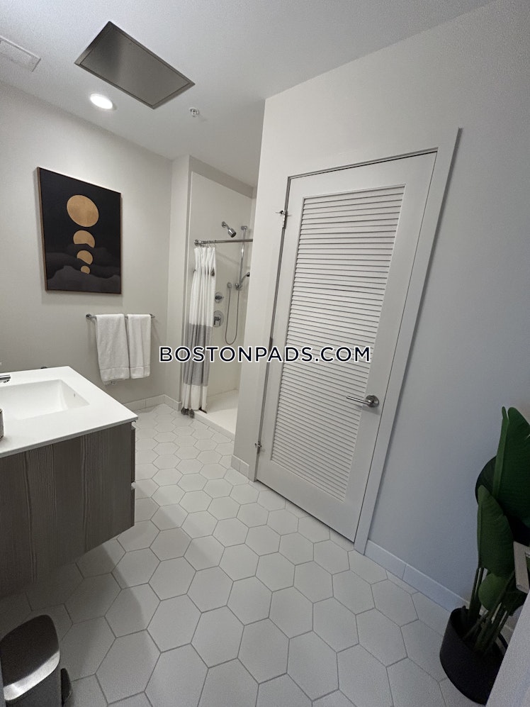 Hood Park Dr., Boston