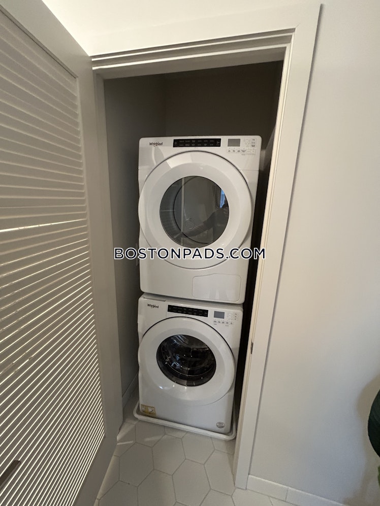 Hood Park Dr., Boston