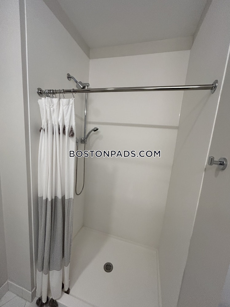 Hood Park Dr., Boston