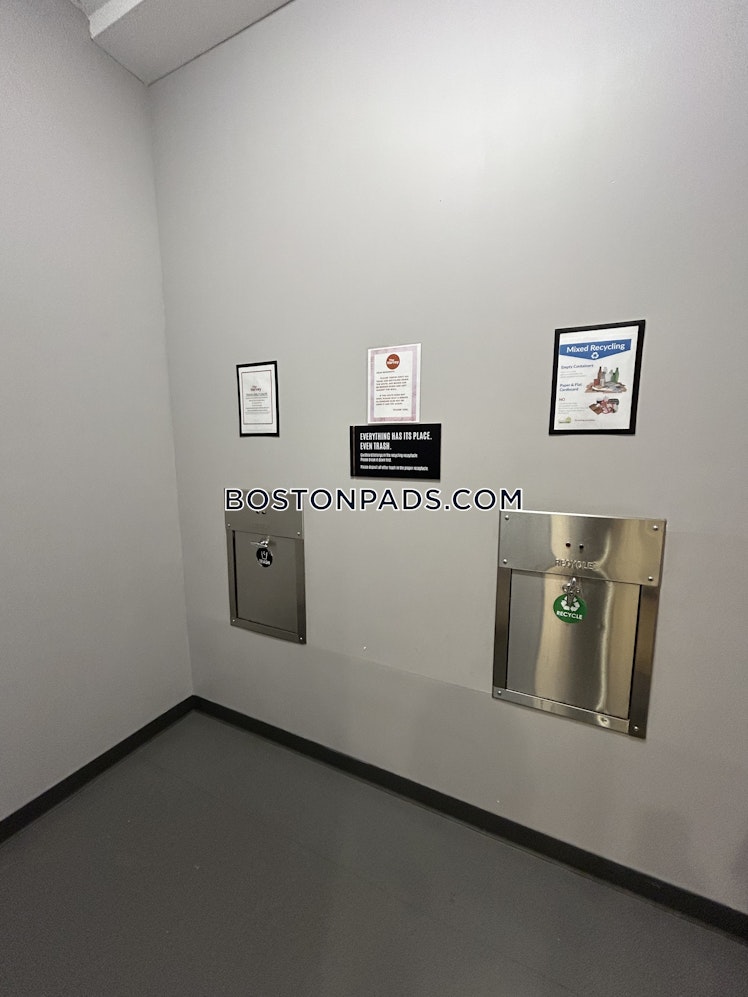 Hood Park Dr., Boston