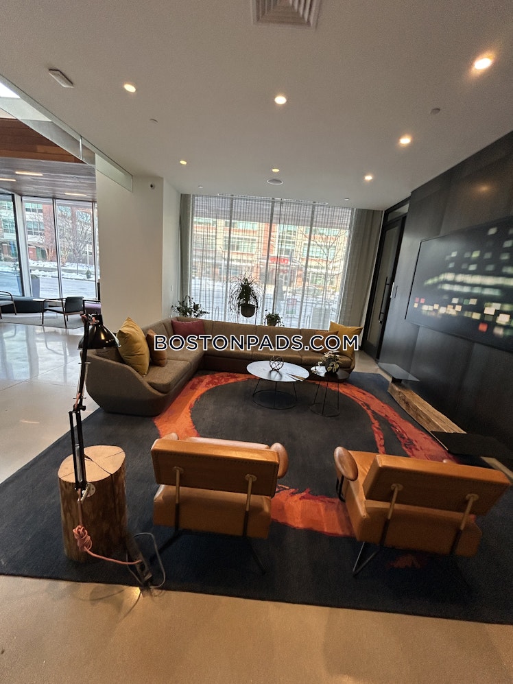 Hood Park Dr., Boston