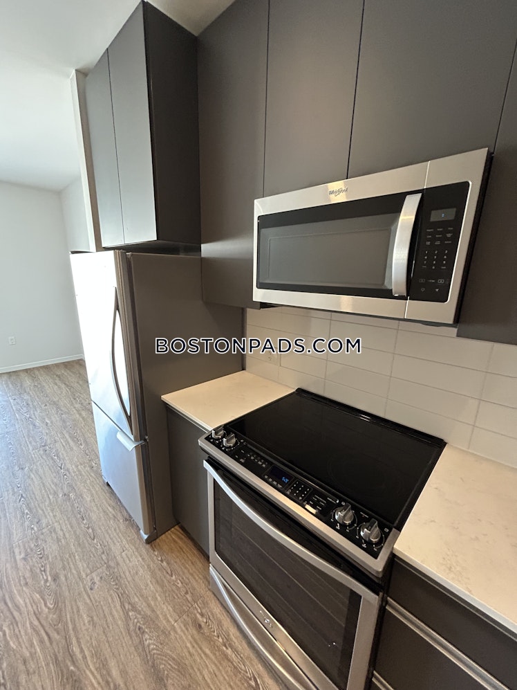 Hood Park Dr., Boston