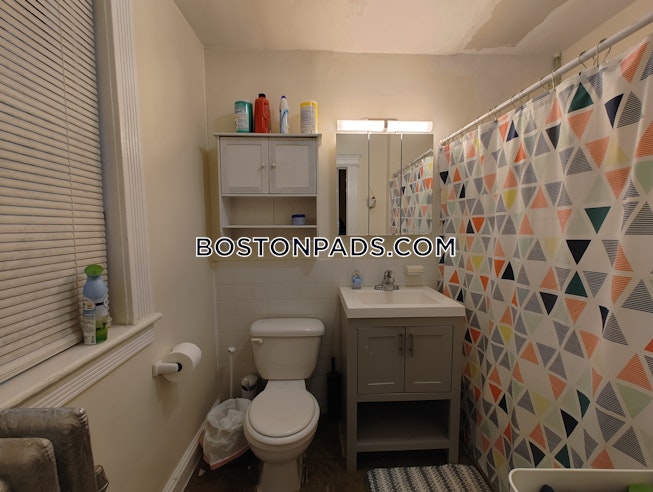 Boston - $4,725+ /mo