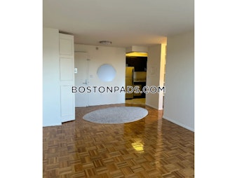 Freeman St. Brookline