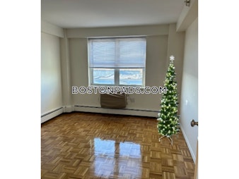 Freeman St. Brookline