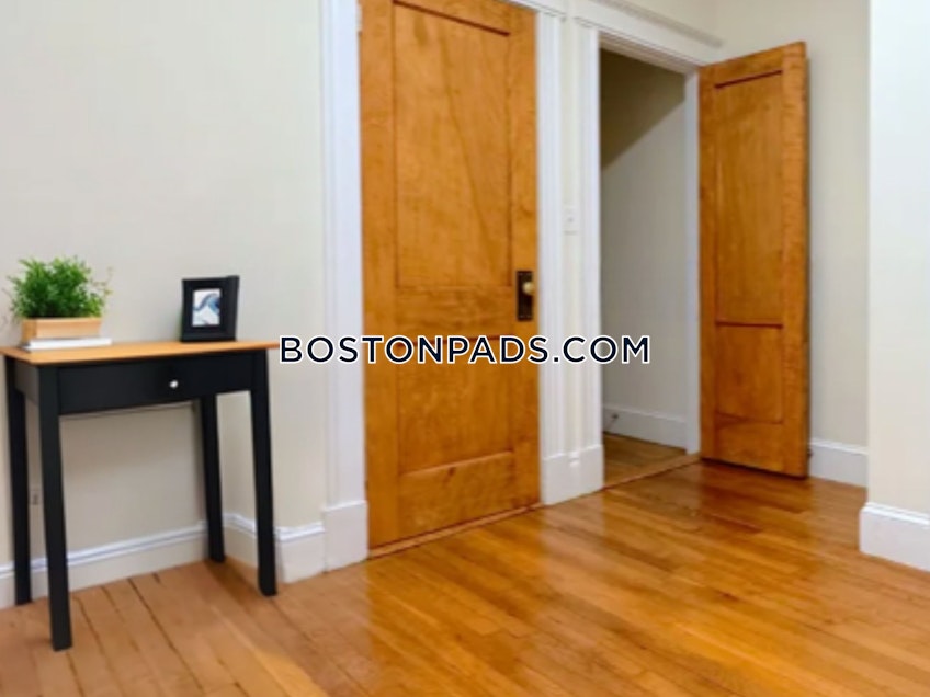 Boston - $2,500+ /month