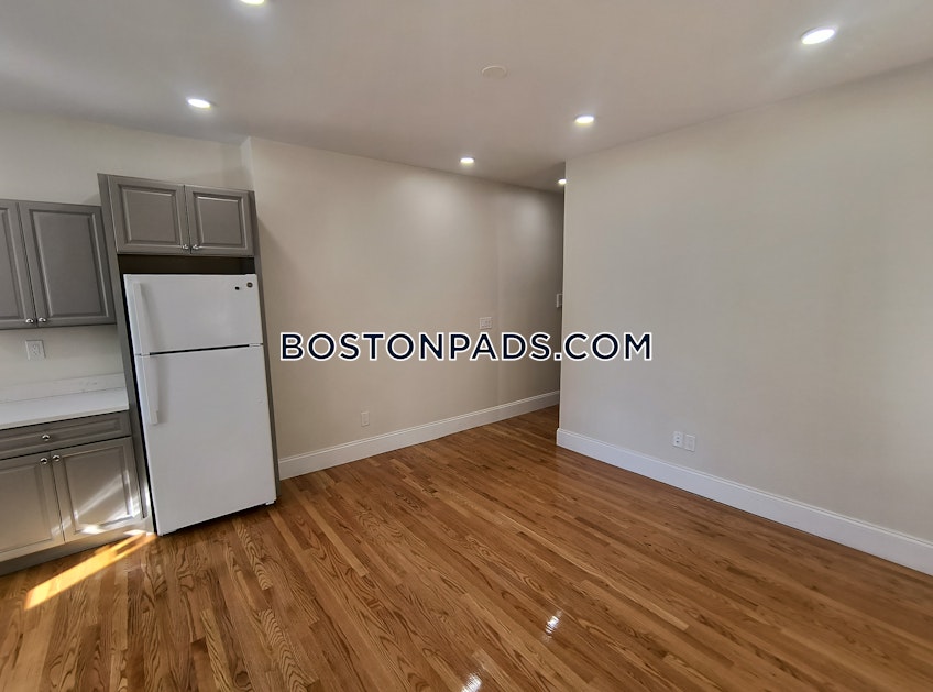 Cambridge - $4,400+ /month