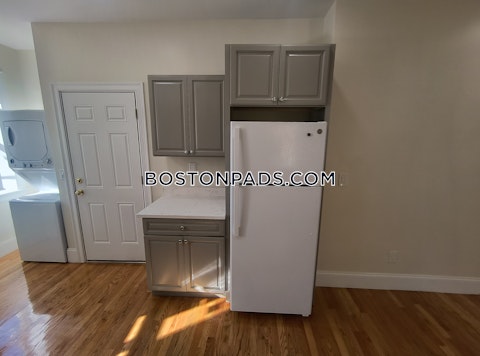 Mass Ave. Cambridge photo 4