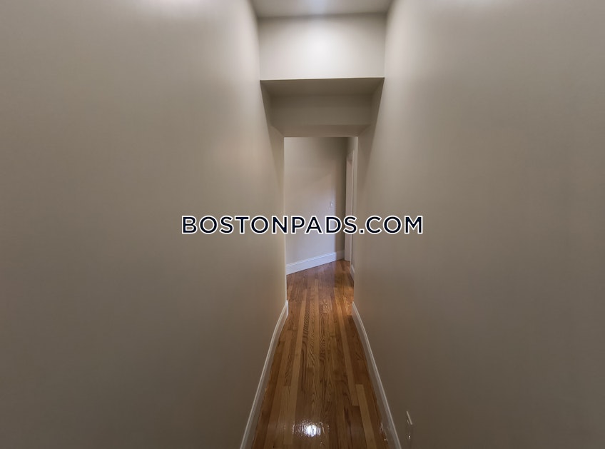 Cambridge - $4,400+ /month