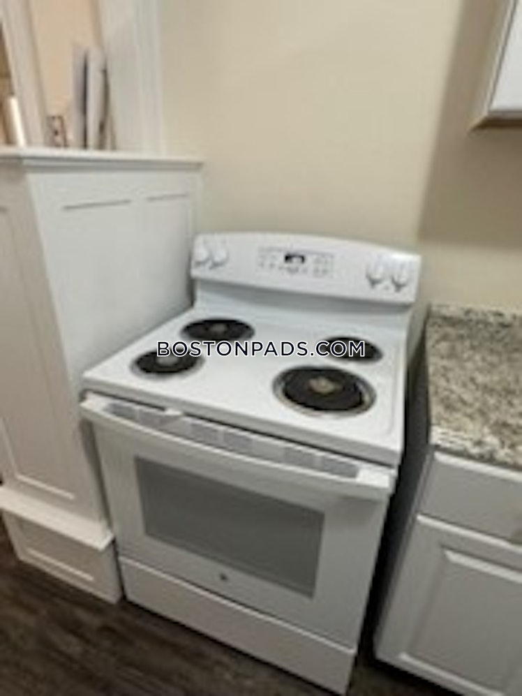 Thomas Burgin Park Way., Quincy