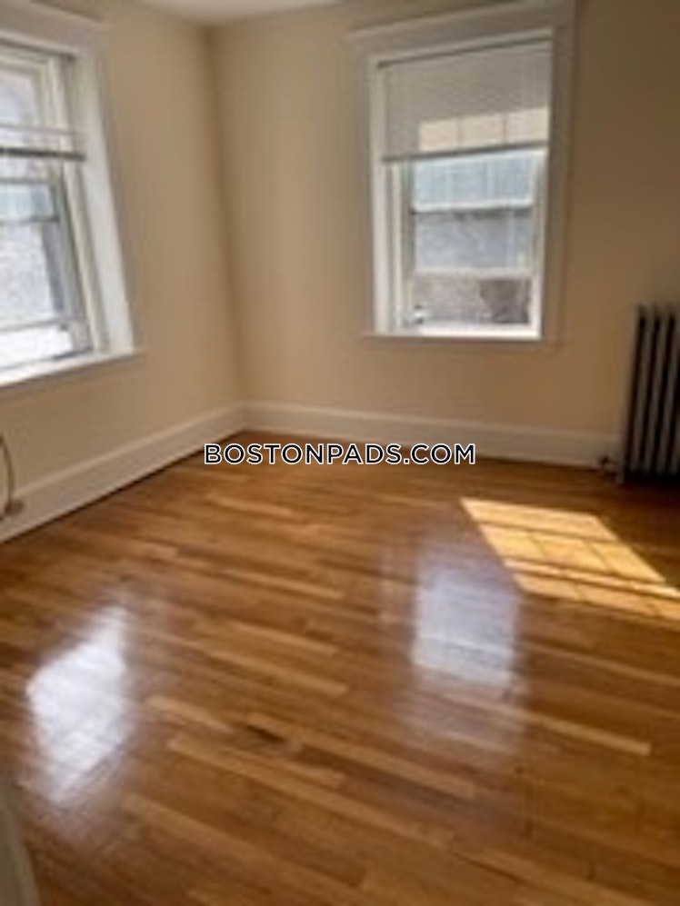 Thomas Burgin Park Way., Quincy