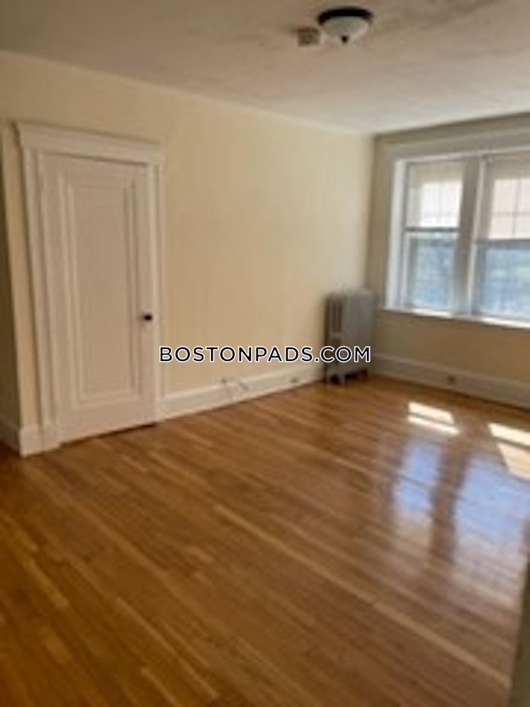 Thomas Burgin Park Way., Quincy