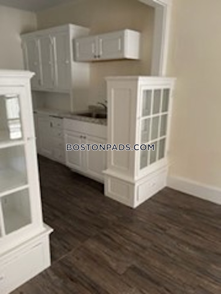 Thomas Burgin Park Way., Quincy