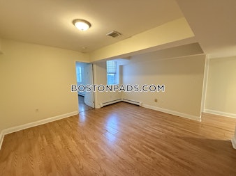 Commonwealth Ave. Boston