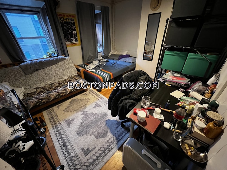 sewall St., Roxbury Crossing