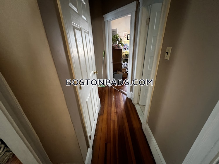 Conwell Ave., Somerville