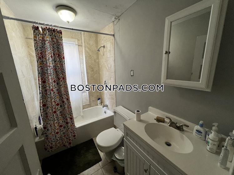 Conwell Ave., Somerville