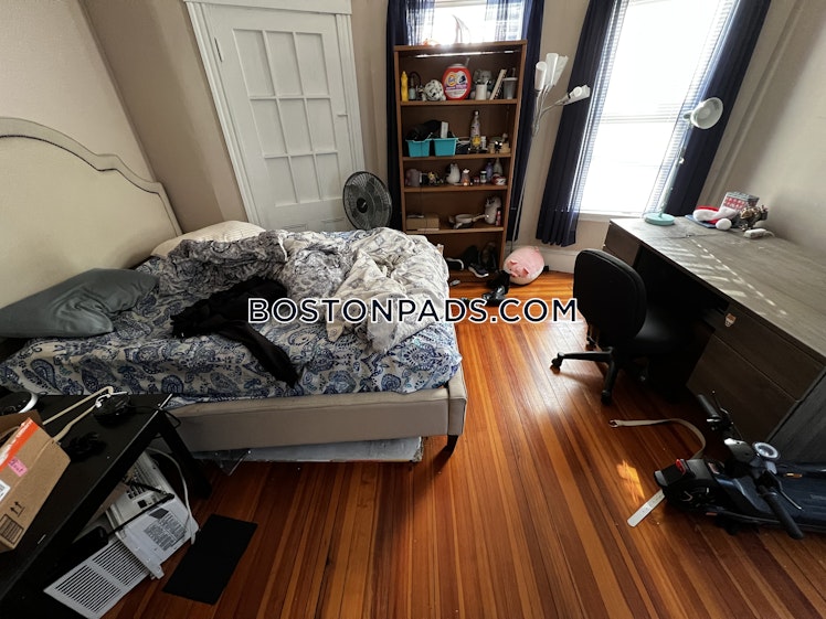 Conwell Ave., Somerville