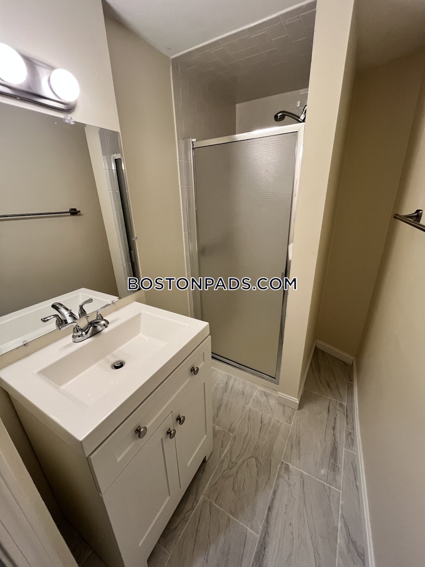 Somerville - $3,950+ /month