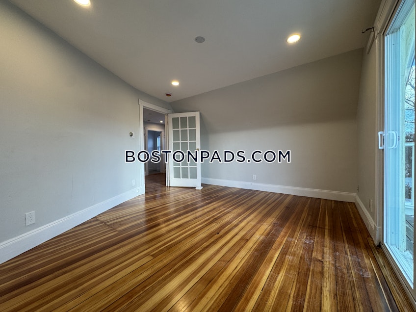 Boston - $2,895+ /month