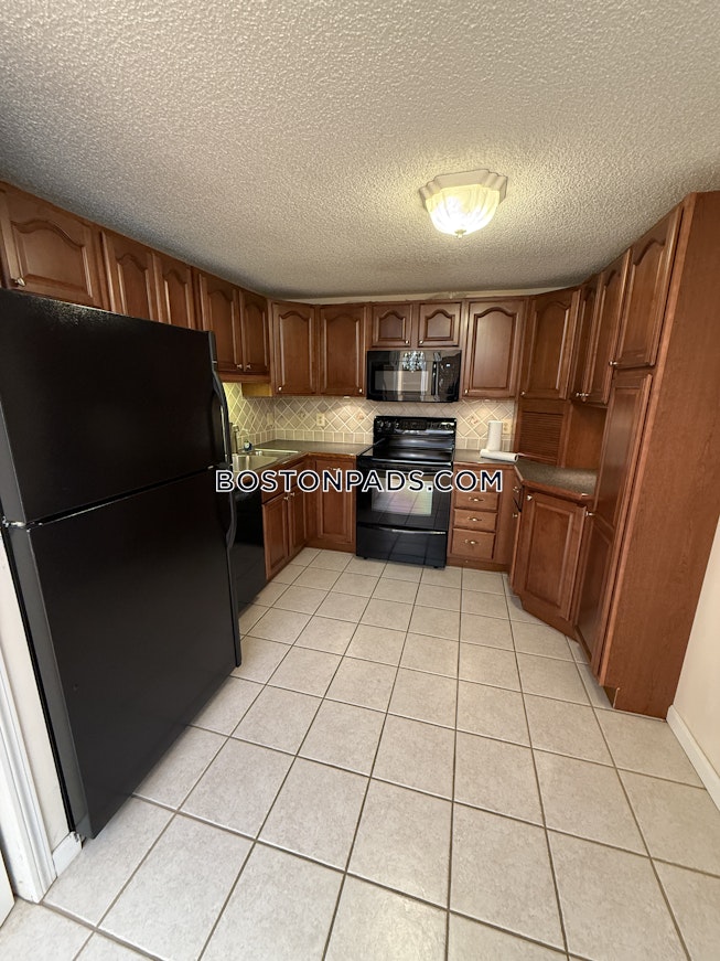 Medford - $3,100+ /mo