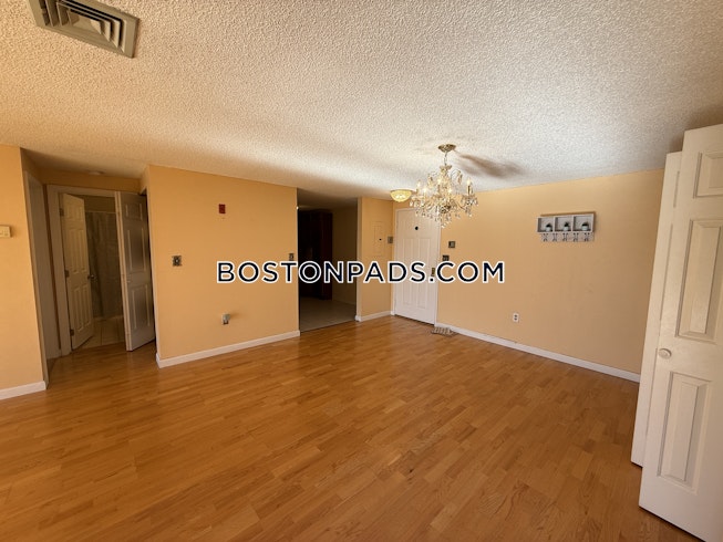 Medford - $3,100+ /mo