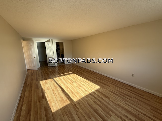 Medford - $3,100+ /mo